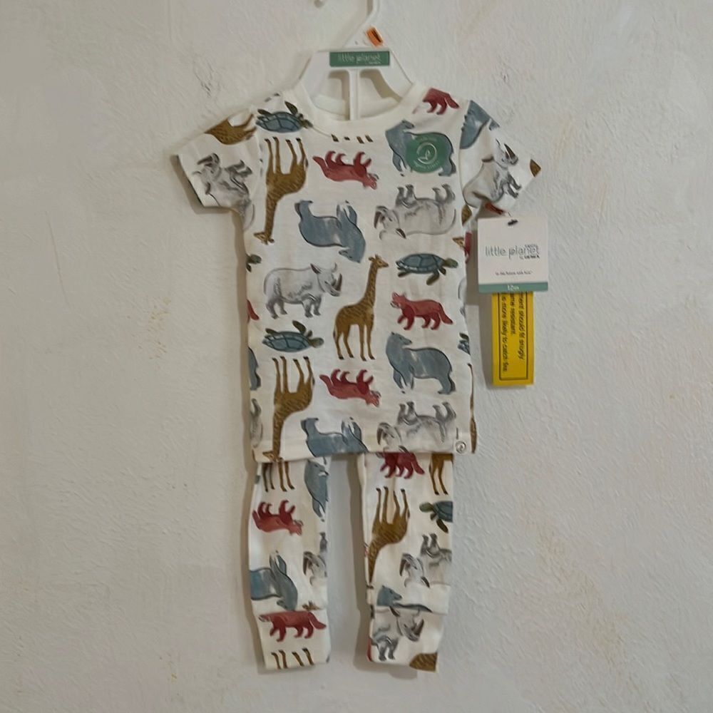 Carter’s Baby Little Planet 100% Organic Cotton Wild Life Print PJ’s Size 12 Mo